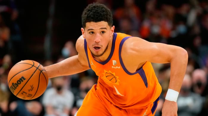 Phoenix Suns guard Devin Booker (1)